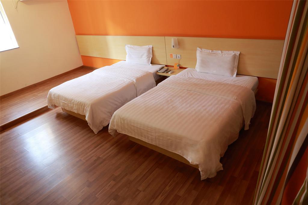 7Days Inn Shenyang Middle Street Pedestrain Street Номер фото