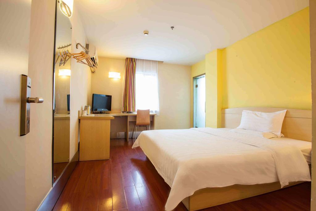 7Days Inn Shenyang Middle Street Pedestrain Street Номер фото